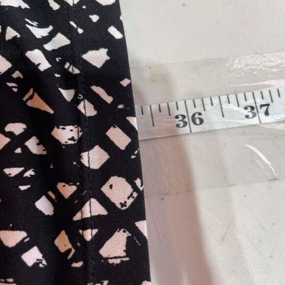 Tahari ASL ruched Twist‎ Dress Scoop Neck geometric flattering  size 4 - Picture 9 of 9